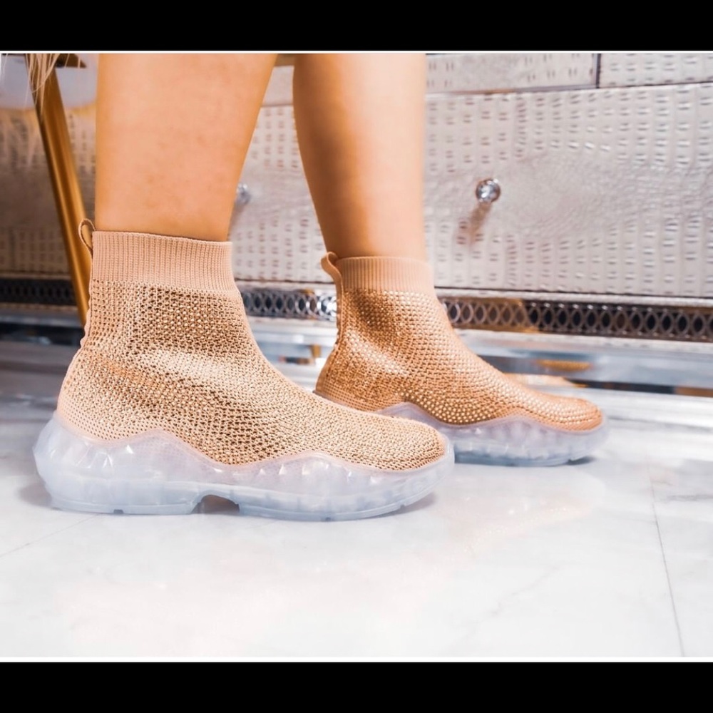 Nude sock sneaker